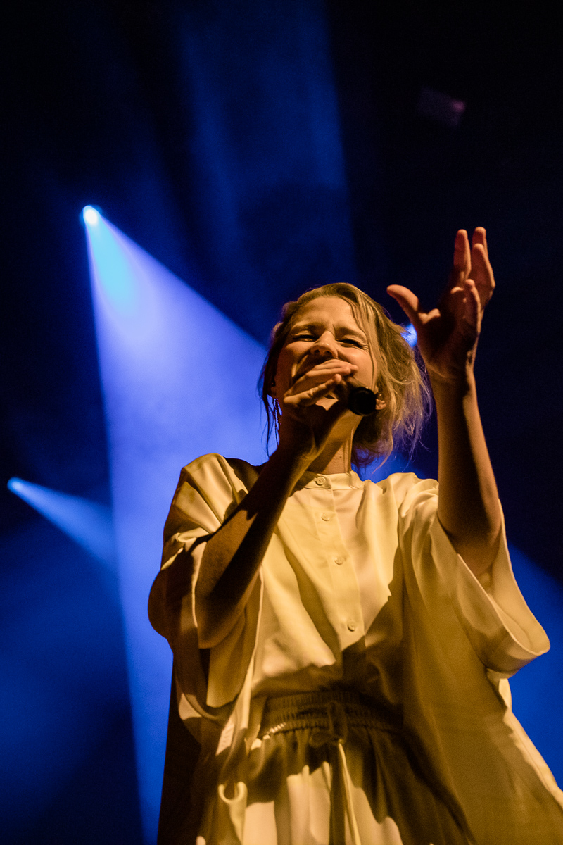 Selah Sue @ Ancienne Belgique, picture 11, photographed by Jürgen Bruynooghe - FrontView Magazine