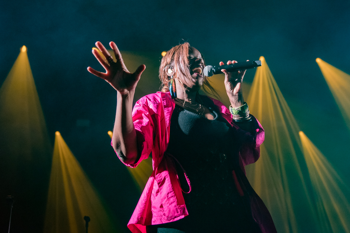 Selah Sue @ Ancienne Belgique, picture 27, photographed by Jürgen Bruynooghe - FrontView Magazine