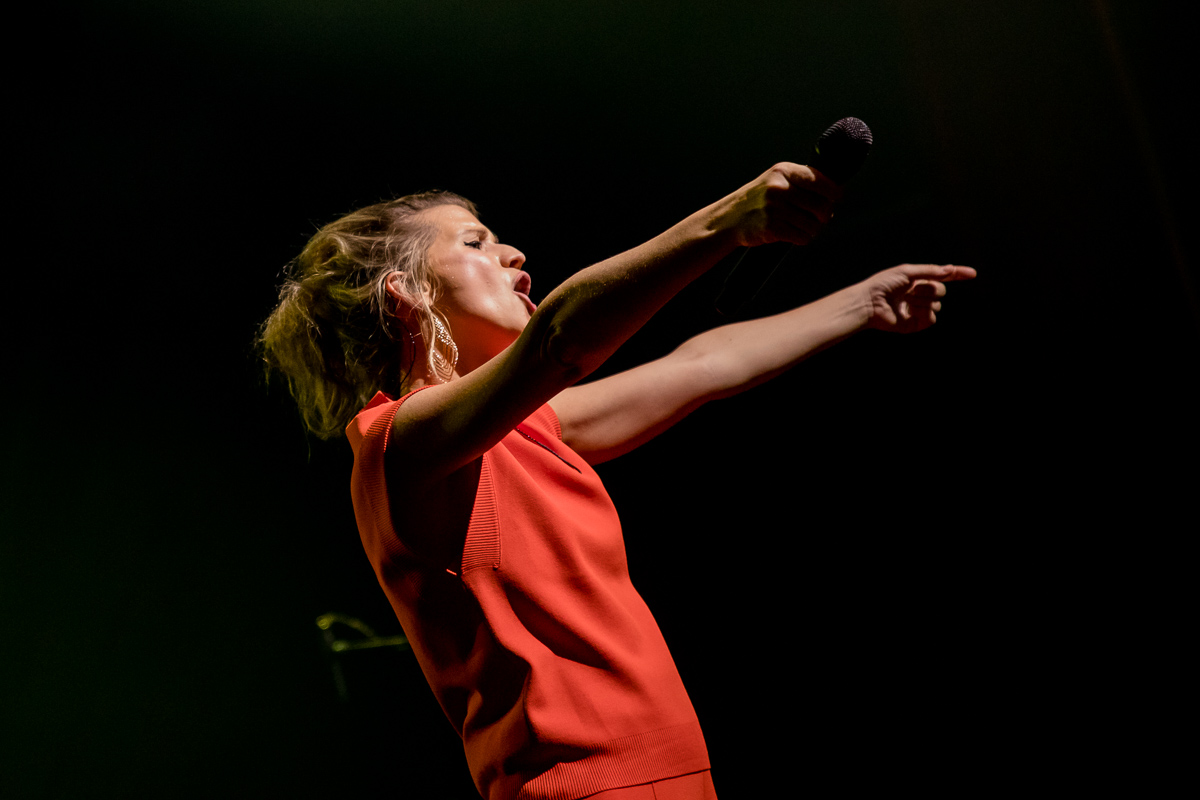 Selah Sue @ Ancienne Belgique, picture 36, photographed by Jürgen Bruynooghe - FrontView Magazine