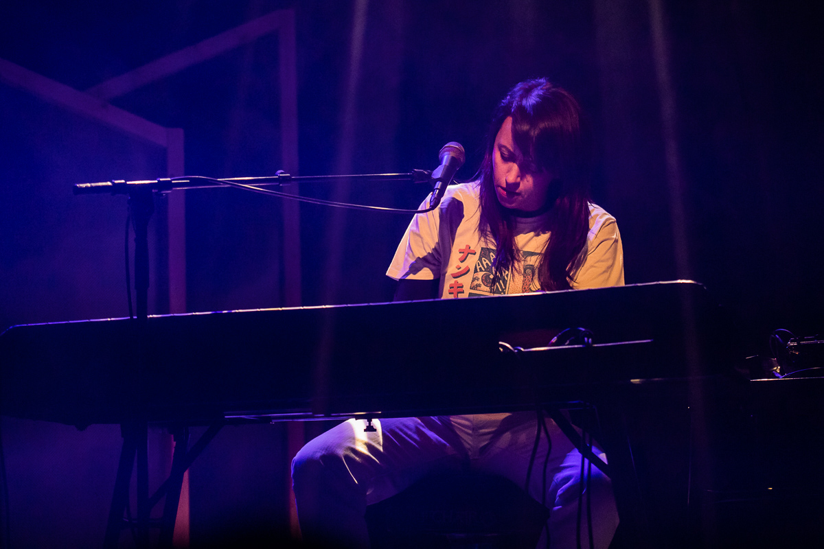 Gordi @ Het Depot, picture 2, photographed by Jürgen Bruynooghe - FrontView Magazine