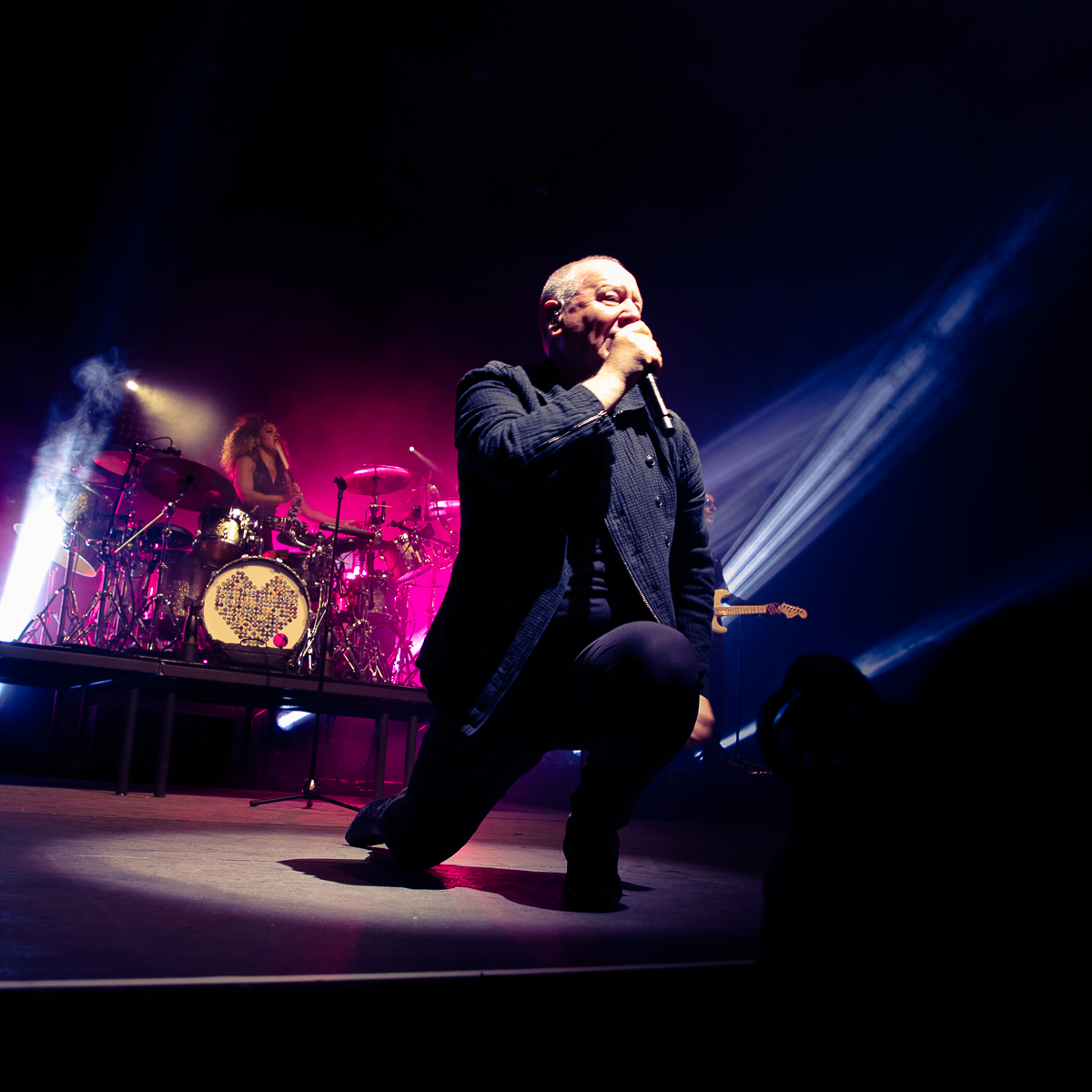 Simple Minds - 40 Years of Hit - Tour 2022 @ Zénith Arena Lille, foto 11, foto's door Anais Callens - FrontView Magazine