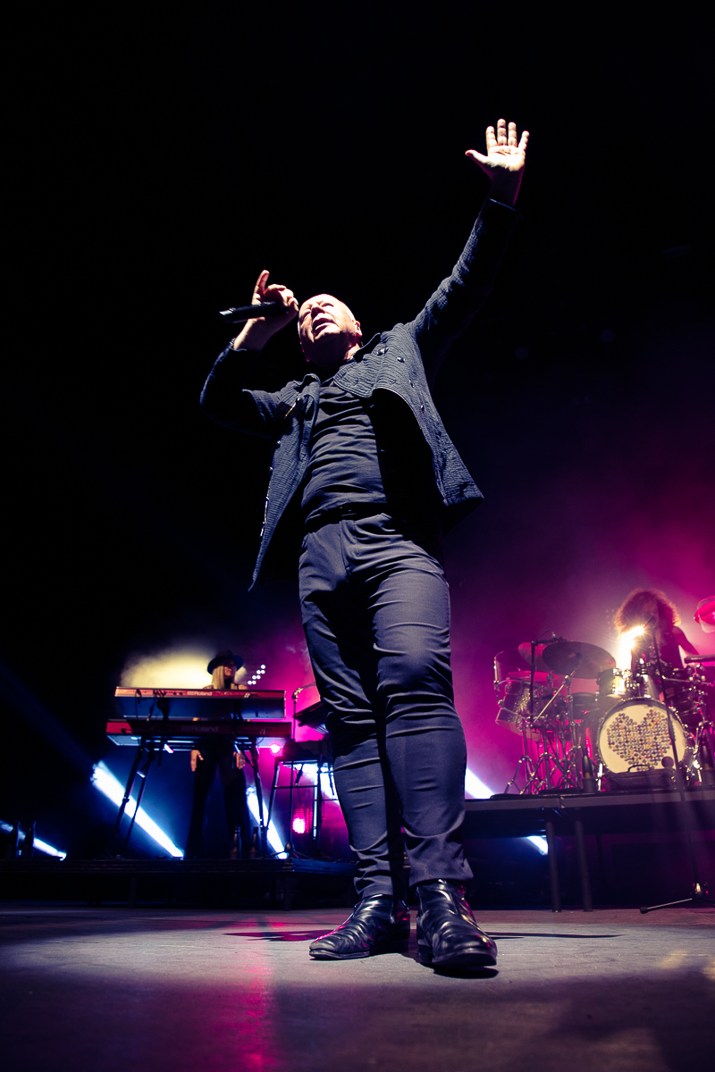 Simple Minds - 40 Years of Hit - Tour 2022 @ Zénith Arena Lille, foto 16, foto's door Anais Callens - FrontView Magazine