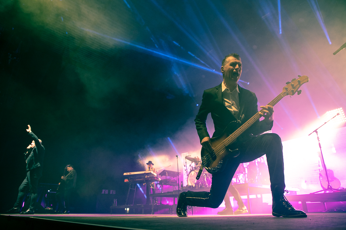 Simple Minds - 40 Years of Hit - Tour 2022 @ Zénith Arena Lille, foto 38, foto's door Anais Callens - FrontView Magazine