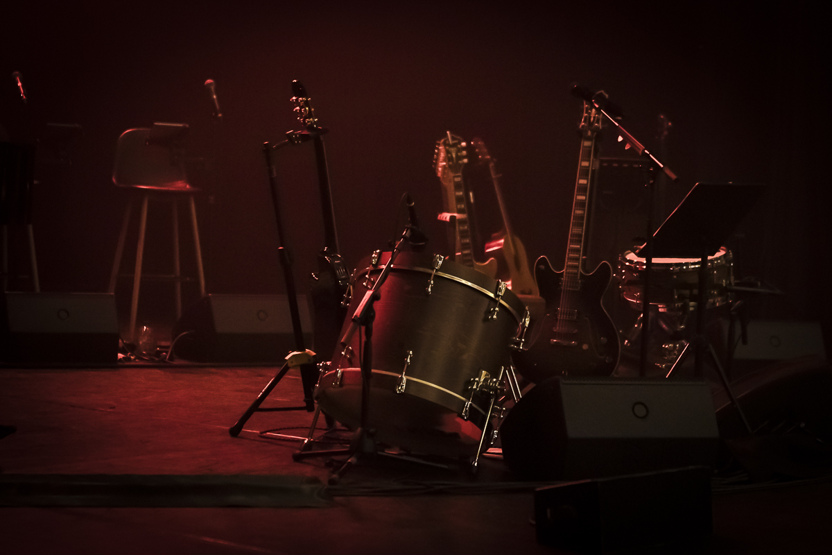 Stan Van Samang @ Stadsschouwburg Mechelen, foto 1, foto's door Alex Wyckmans - FrontView Magazine