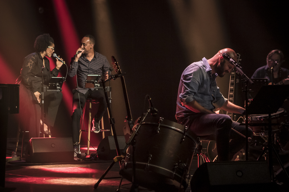 Stan Van Samang @ Stadsschouwburg Mechelen, foto 22, foto's door Alex Wyckmans - FrontView Magazine