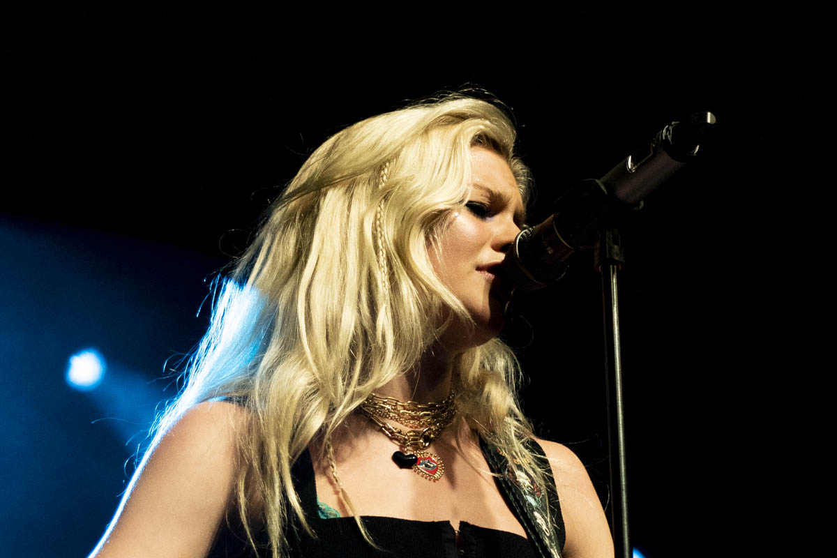 Dylan @ Trix, picture 18, photographed by Claudia Guldentops - FrontView Magazine
