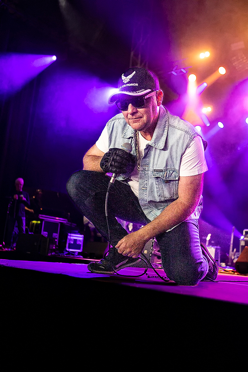 de Jhonny's, @ Moen Feest, picture 9, photographed by Edwin Houdevelt - FrontView Magazine