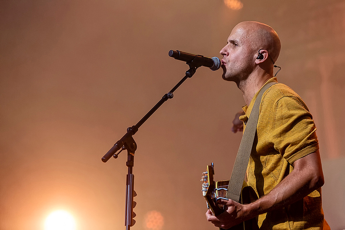 Milow @ Moen Feest, foto 5, foto's door Edwin Houdevelt - FrontView Magazine