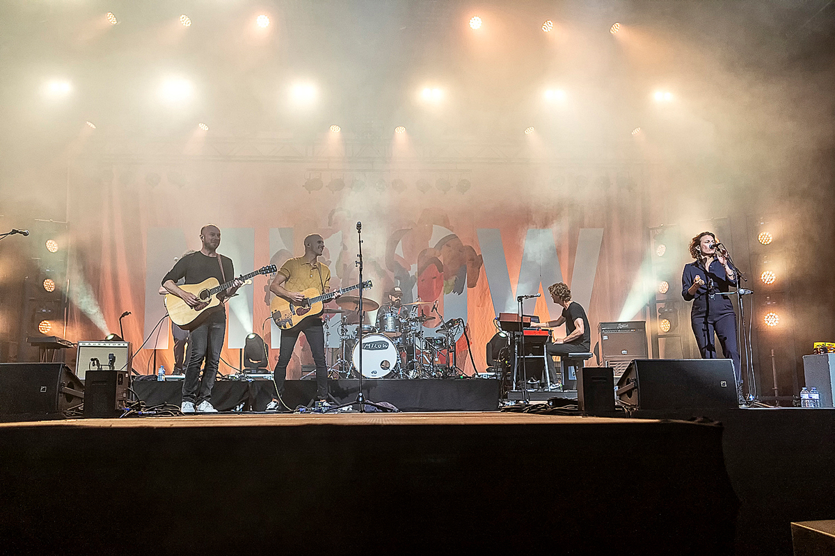 Milow @ Moen Feest, foto 6, foto's door Edwin Houdevelt - FrontView Magazine