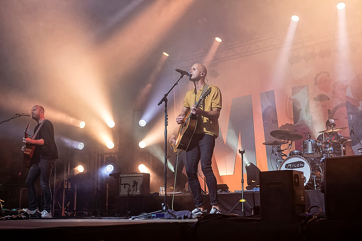 Milow @ Moen Feest, foto 8, foto's door Edwin Houdevelt - FrontView Magazine