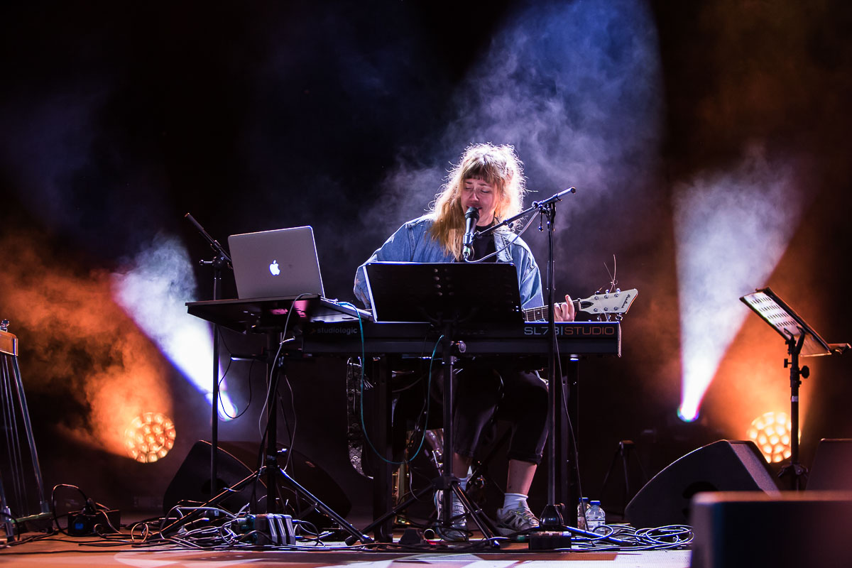 Naima Joris @ Unwind @ OLT Rivierenhof, picture 12, photographed by Marc Verdonck - FrontView Magazine