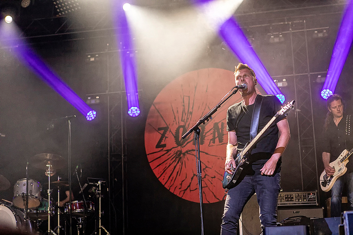 Zornik @ Moen Feest, picture 4, photographed by Edwin Houdevelt - FrontView Magazine