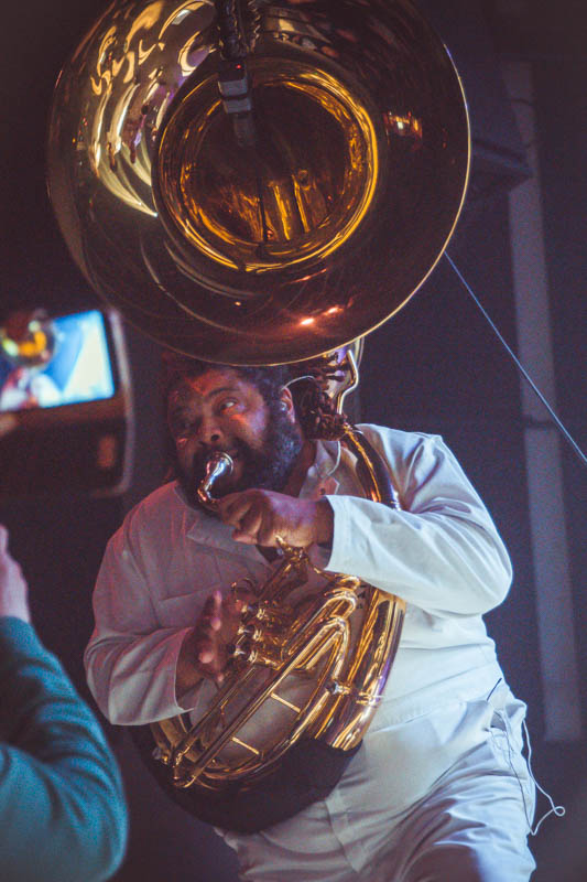 Brass against @ de kreun, foto 7, foto's door Ruben Vandeweijer - FrontView Magazine