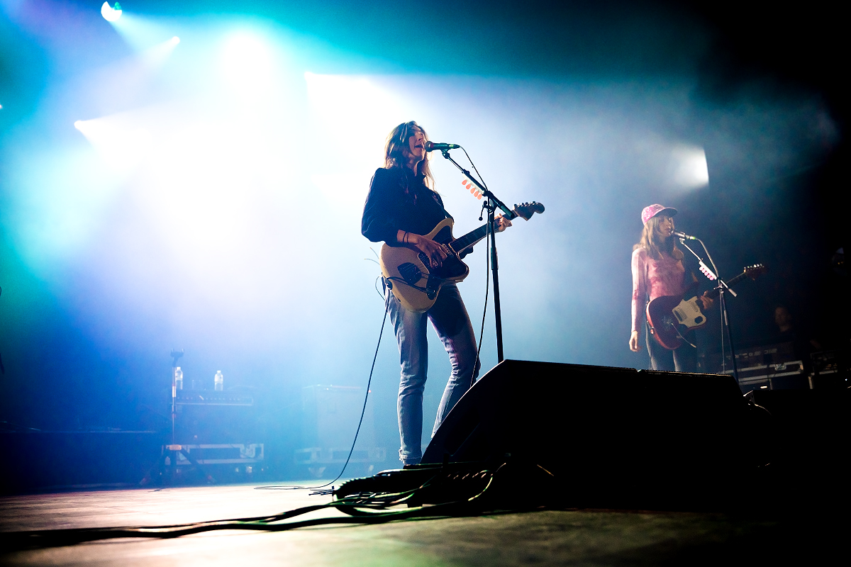 Warpaint @ AB, picture 2, photographed by Magali Decamps - FrontView Magazine