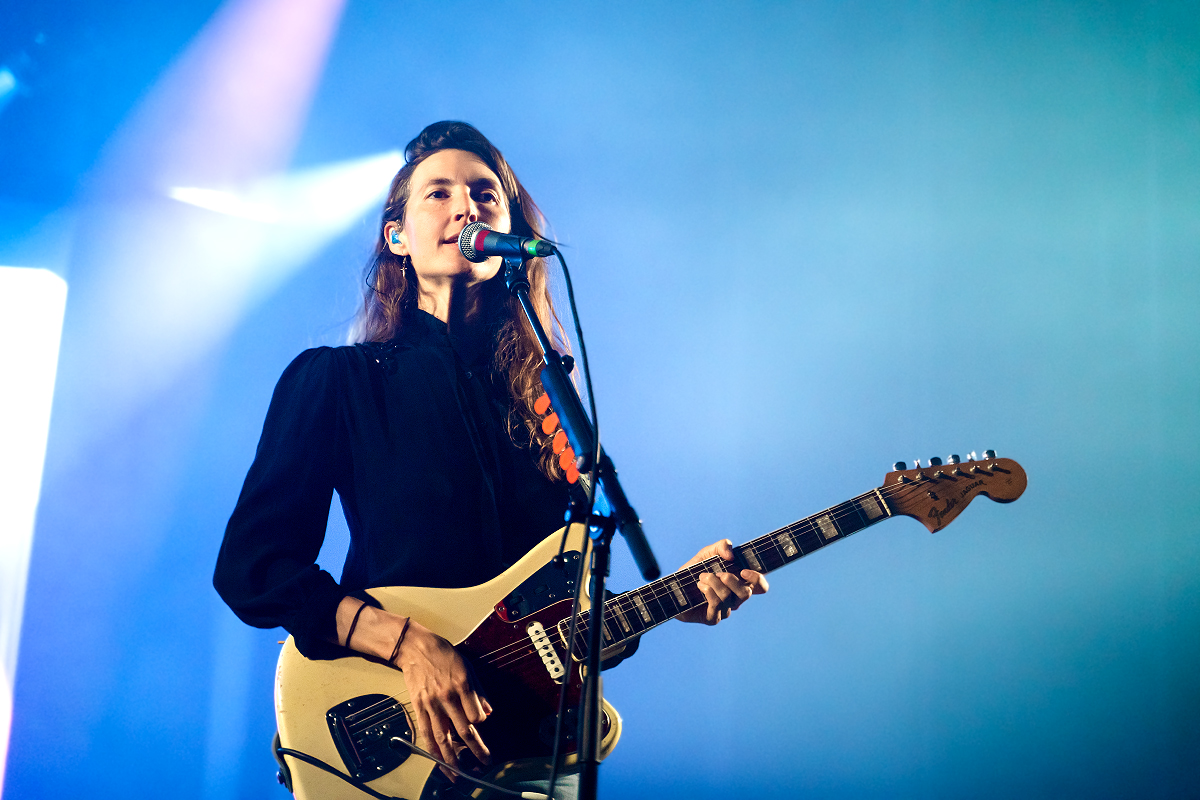 Warpaint @ AB, picture 3, photographed by Magali Decamps - FrontView Magazine