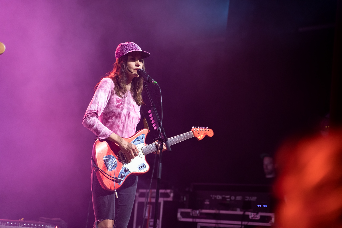 Warpaint @ AB, picture 6, photographed by Magali Decamps - FrontView Magazine