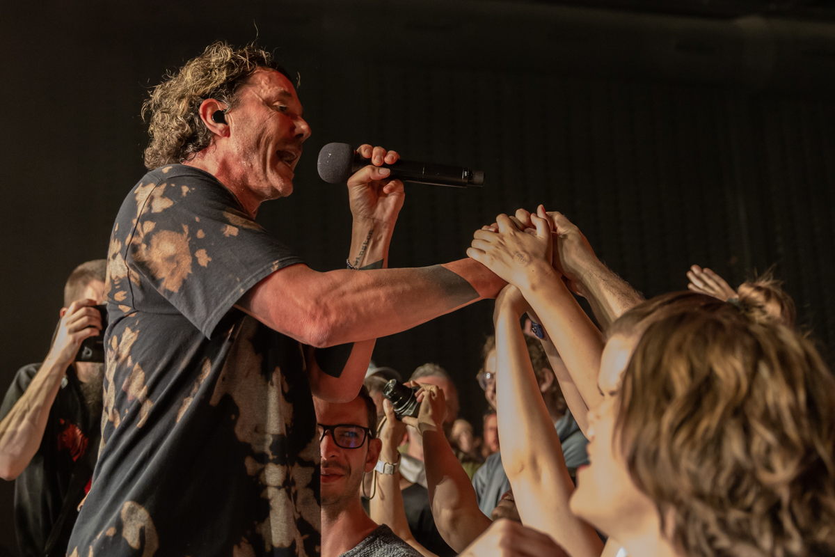 Bush @ Trix, picture 21, photographed by David Johnson - FrontView Magazine