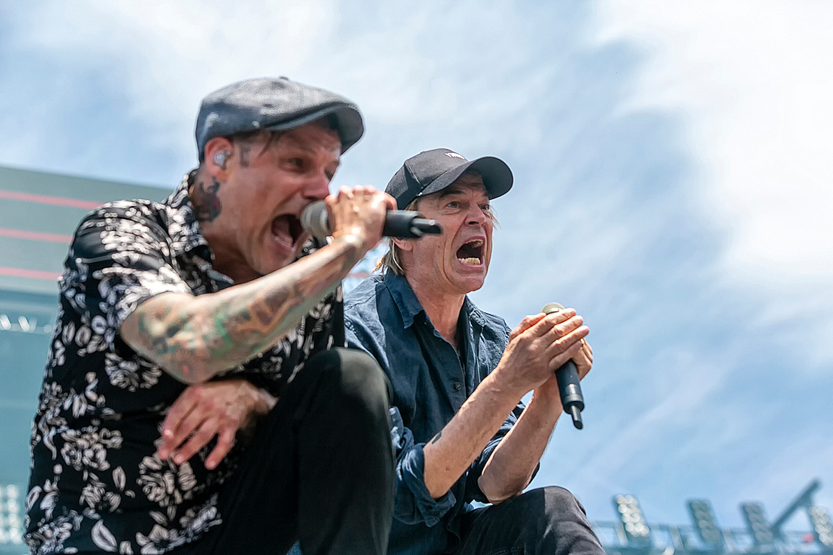 Donots & Die Toten Hosen @ Rock am Ring 2022, foto 1, foto's door Edwin Houdevelt - FrontView Magazine