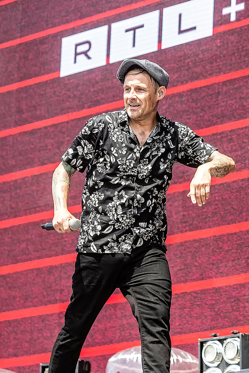 Donots & Die Toten Hosen @ Rock am Ring 2022, foto 4, foto's door Edwin Houdevelt - FrontView Magazine