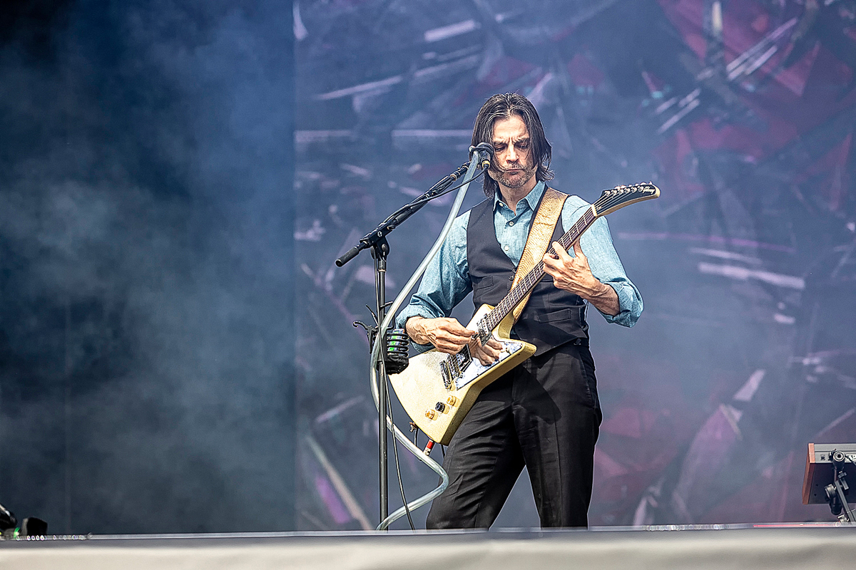 Weezer @ Rock am Ring 2022, picture 9, photographed by Edwin Houdevelt - FrontView Magazine
