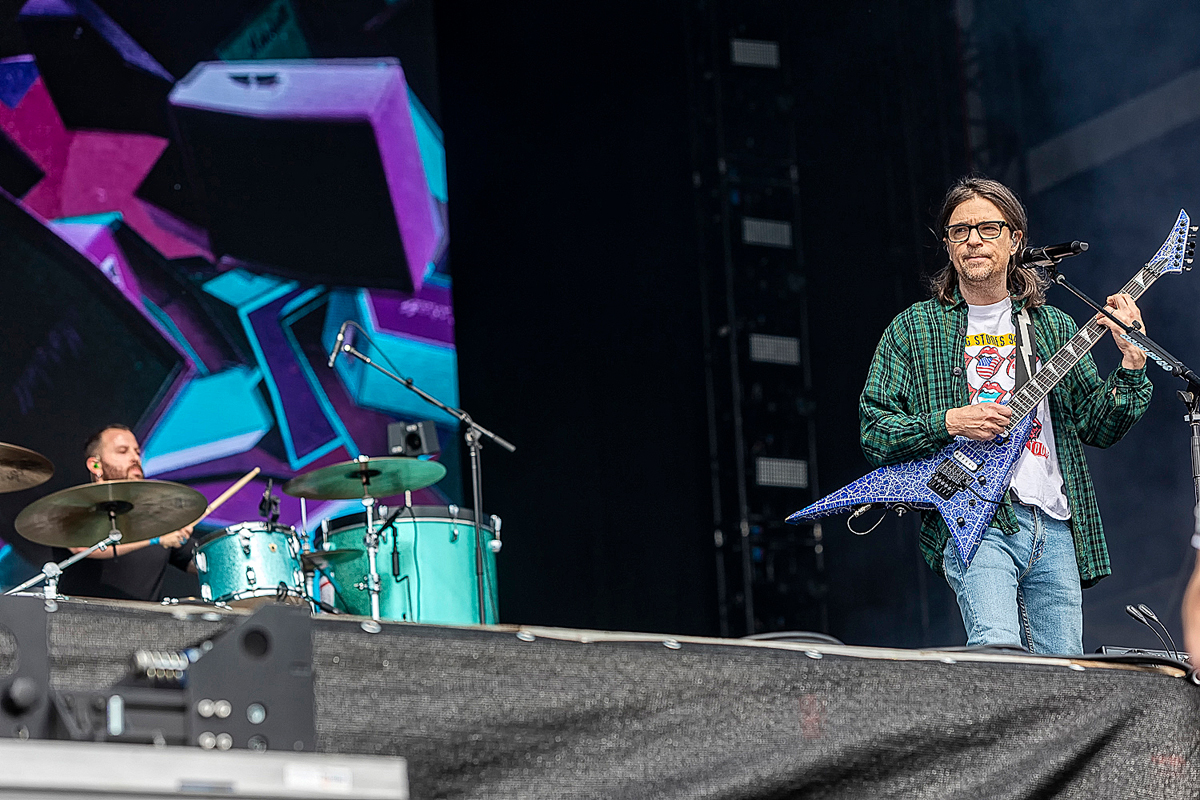 Weezer @ Rock am Ring 2022, picture 18, photographed by Edwin Houdevelt - FrontView Magazine