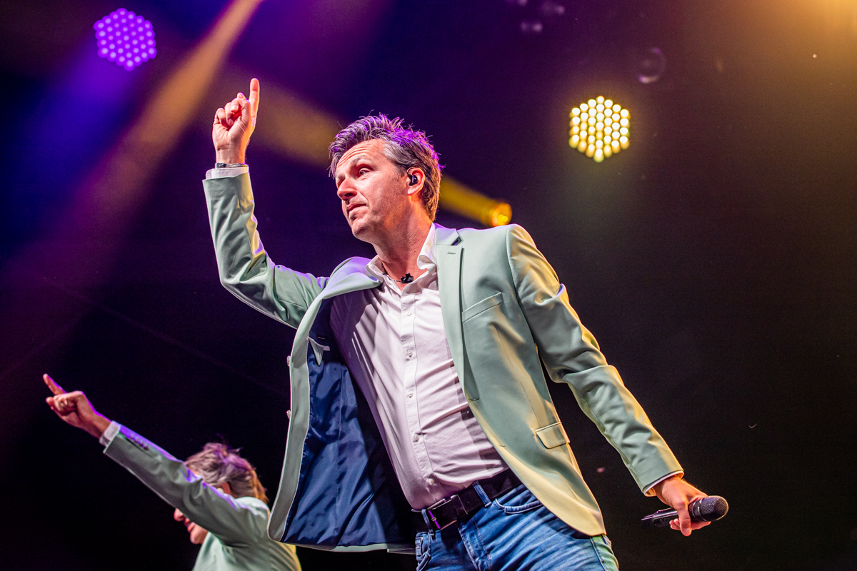 De Romeo's @ Grenspop Hoogstraten, picture 1, photographed by Dimitri Vanlommel - FrontView Magazine