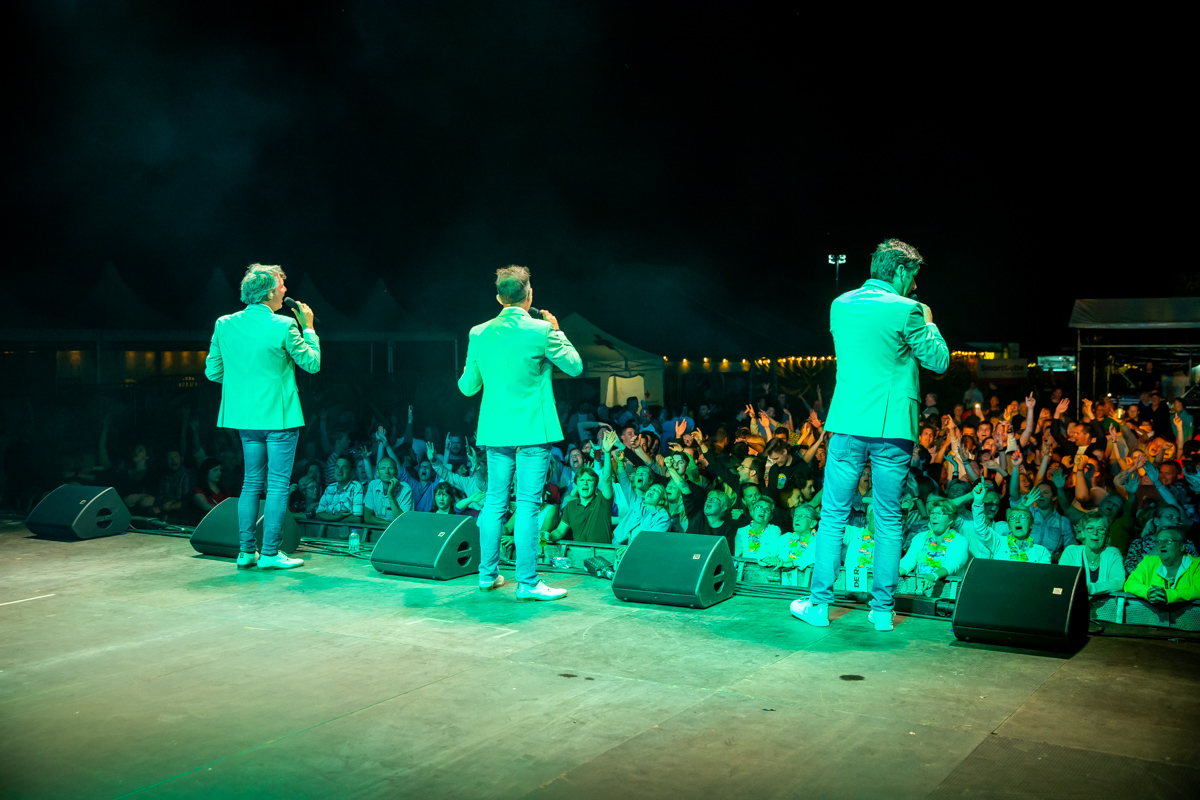 De Romeo's @ Grenspop Hoogstraten, picture 14, photographed by Dimitri Vanlommel - FrontView Magazine