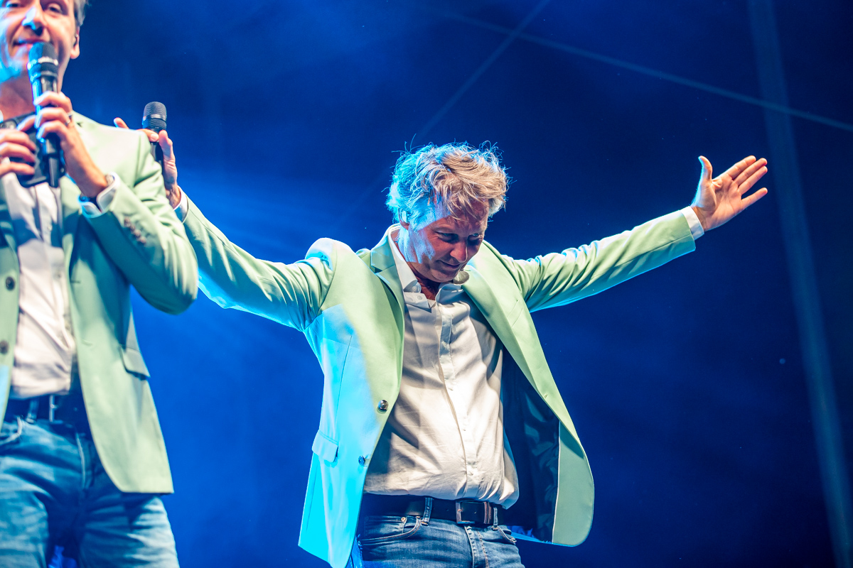 De Romeo's @ Grenspop Hoogstraten, picture 18, photographed by Dimitri Vanlommel - FrontView Magazine