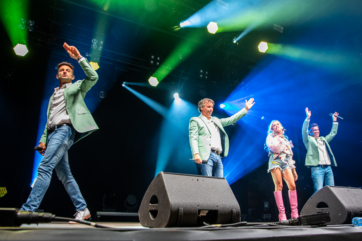 De Romeo's @ Grenspop Hoogstraten, picture 34, photographed by Dimitri Vanlommel - FrontView Magazine
