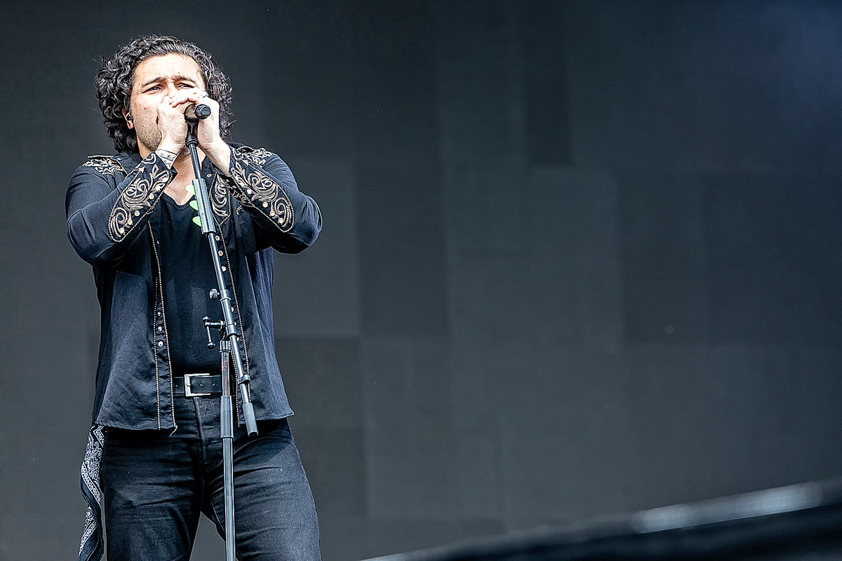 Gang of Youths @ Rock am Ring 2022, foto 6, foto's door Edwin Houdevelt - FrontView Magazine
