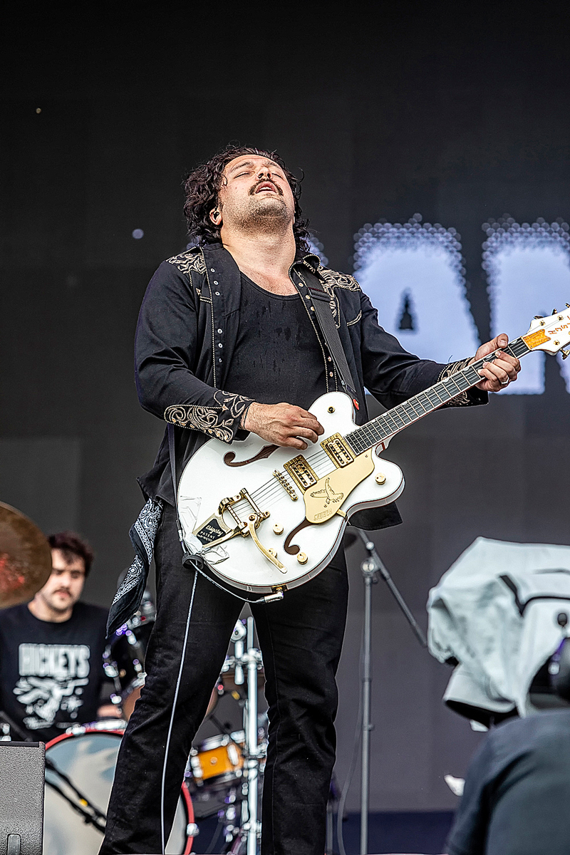 Gang of Youths @ Rock am Ring 2022, foto 29, foto's door Edwin Houdevelt - FrontView Magazine