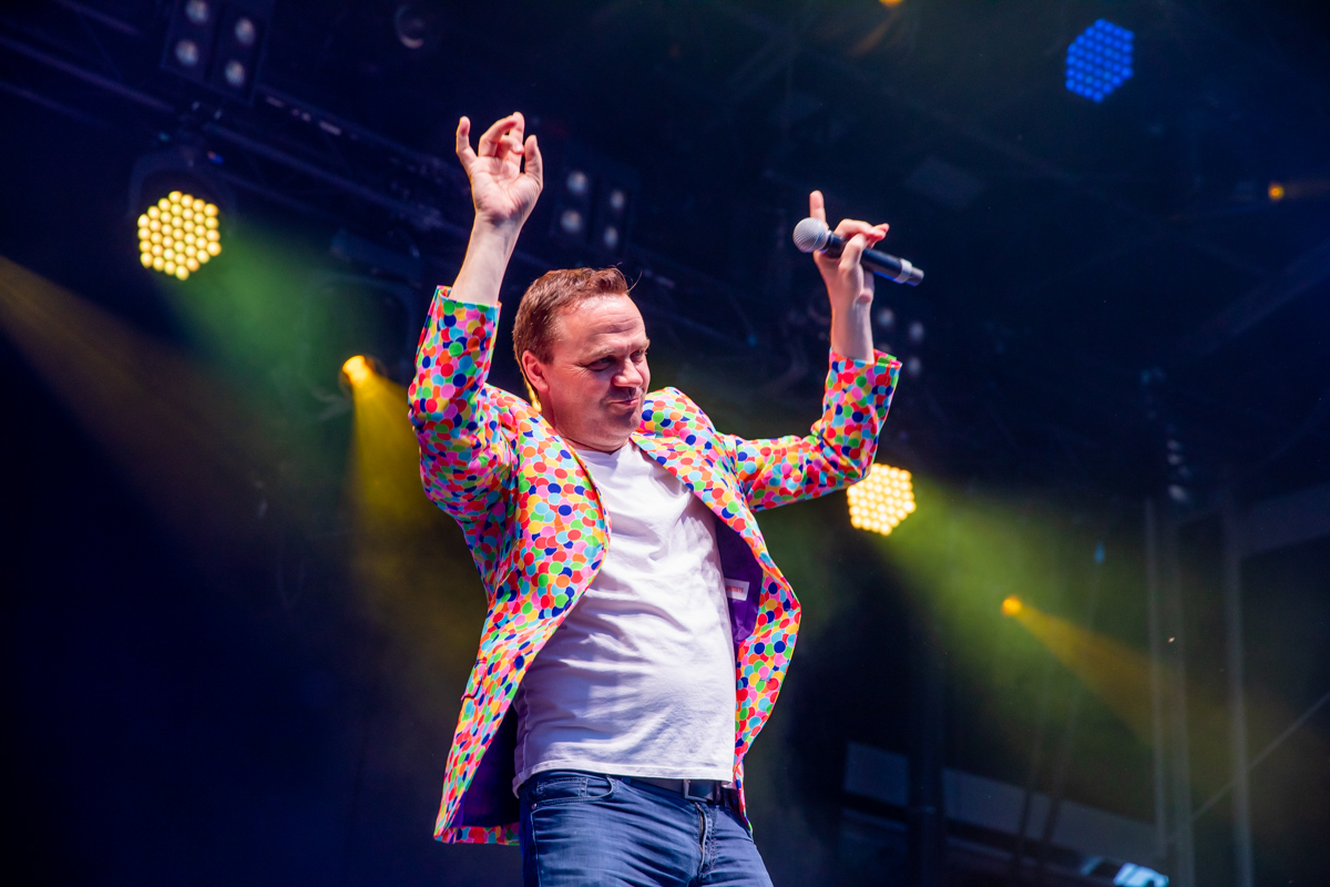 Steve Tielens @ Grenspop Hoogstraten, foto 1, foto's door Dimitri Vanlommel - FrontView Magazine