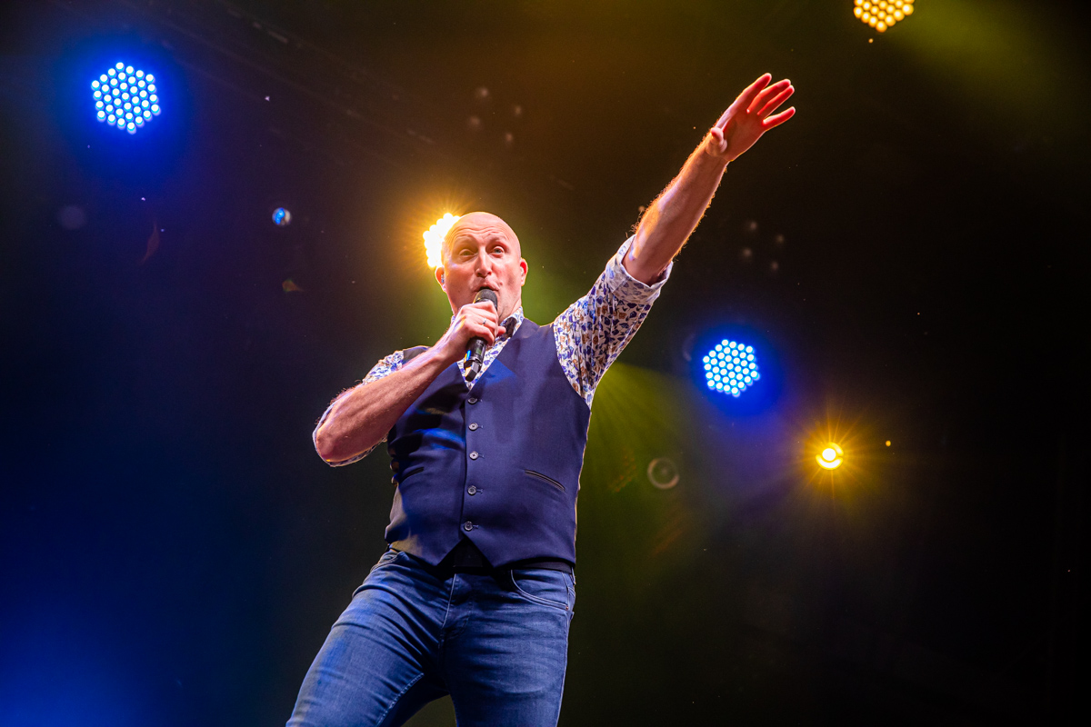 Yves Segers @ Grenspop Hoogstraten, picture 7, photographed by Dimitri Vanlommel - FrontView Magazine