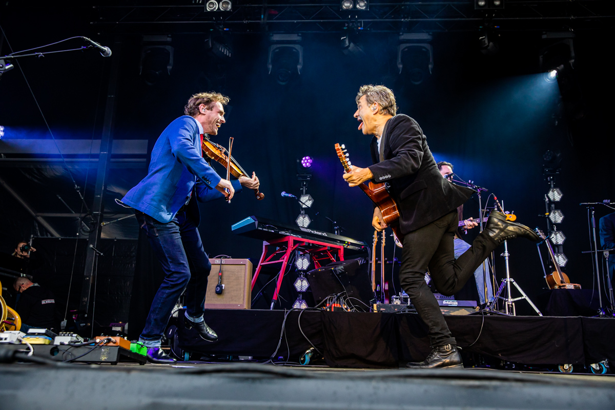 Bart Peeters @ Grenspop Hoogstraten, picture 7, photographed by Dimitri Vanlommel - FrontView Magazine