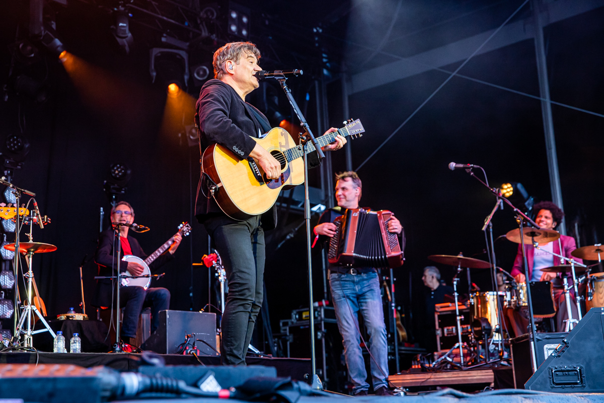 Bart Peeters @ Grenspop Hoogstraten, picture 20, photographed by Dimitri Vanlommel - FrontView Magazine