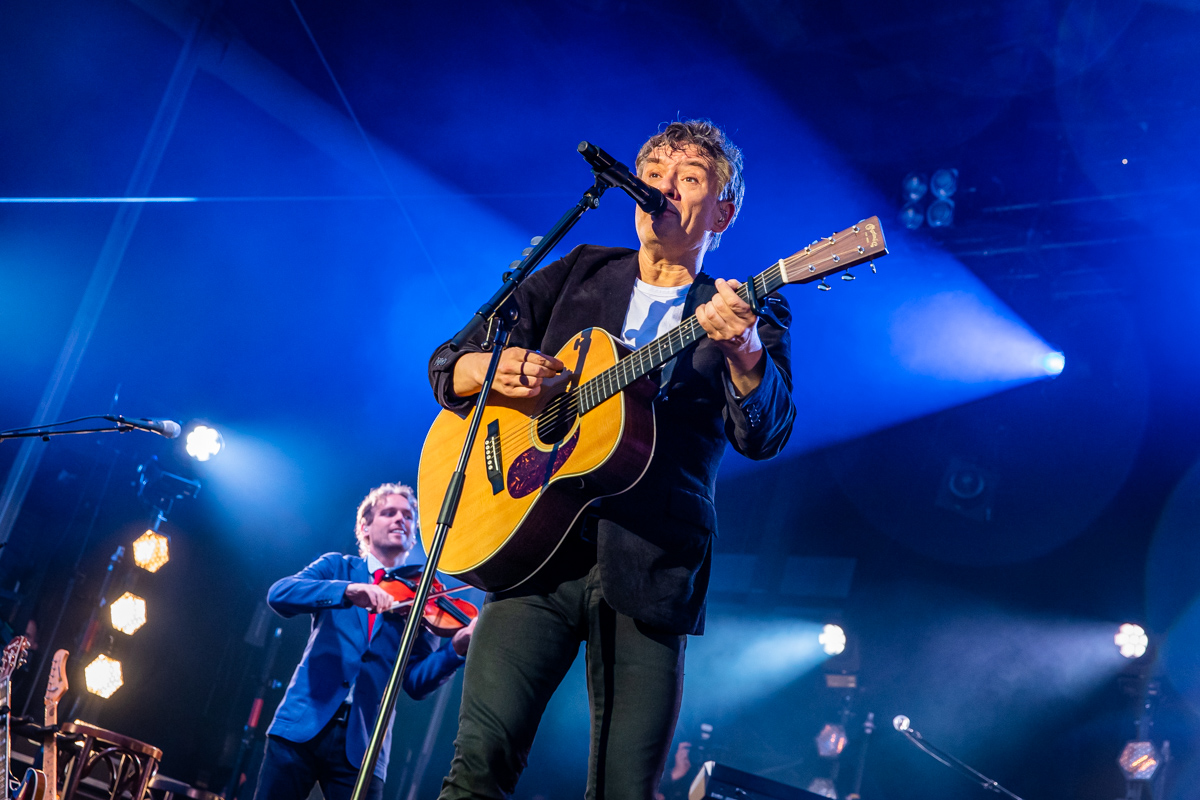 Bart Peeters @ Grenspop Hoogstraten, picture 40, photographed by Dimitri Vanlommel - FrontView Magazine