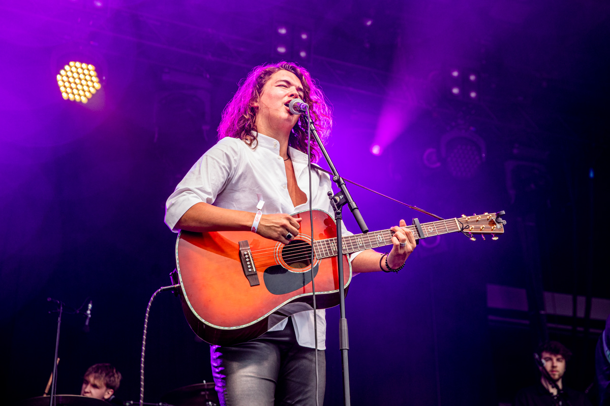 Sem Roozendael @ Grenspop Hoogstraten, foto 1, foto's door Dimitri Vanlommel - FrontView Magazine