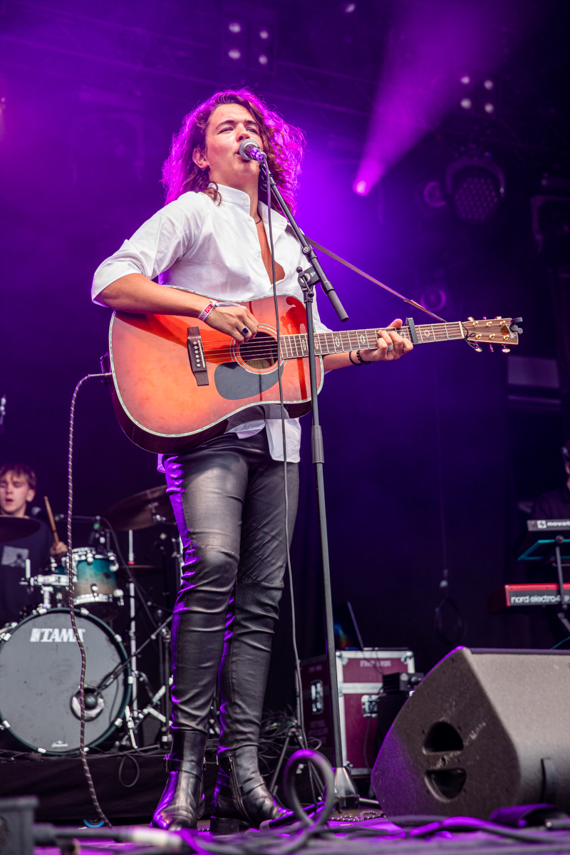 Sem Roozendael @ Grenspop Hoogstraten, foto 3, foto's door Dimitri Vanlommel - FrontView Magazine