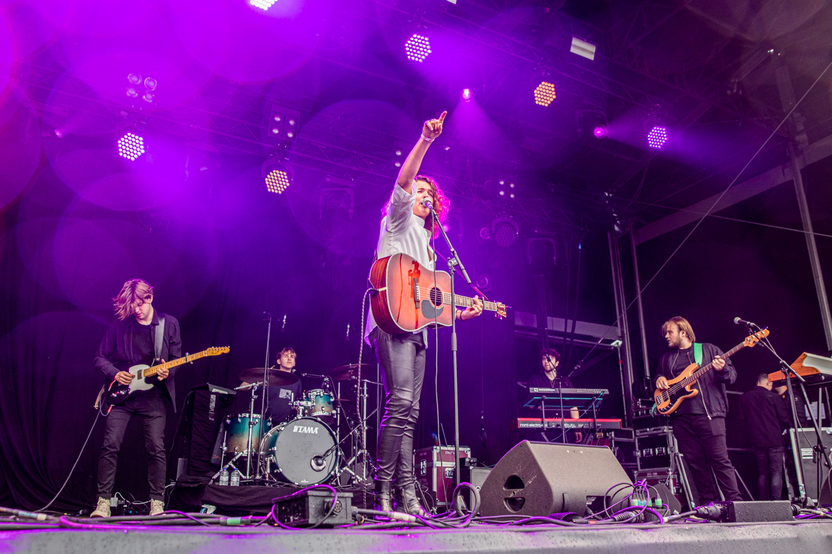 Sem Roozendael @ Grenspop Hoogstraten, foto 4, foto's door Dimitri Vanlommel - FrontView Magazine