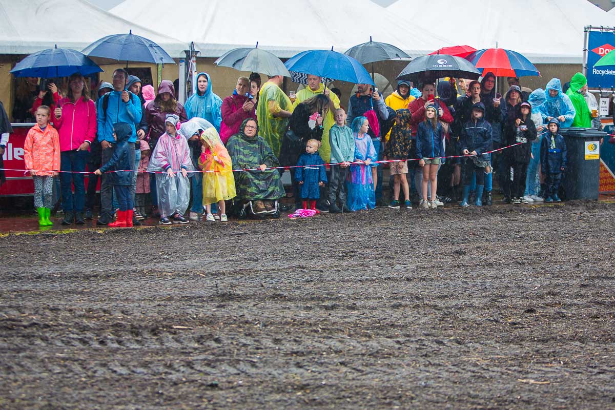 Sfeer @ Vestrock 2022, picture 8, photographed by Marc Verdonck - FrontView Magazine