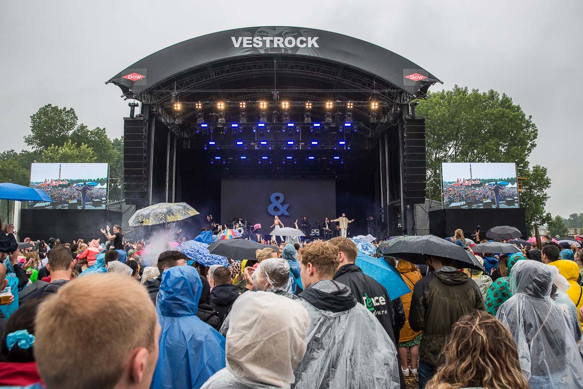 Sfeer @ Vestrock 2022, picture 17, photographed by Marc Verdonck - FrontView Magazine