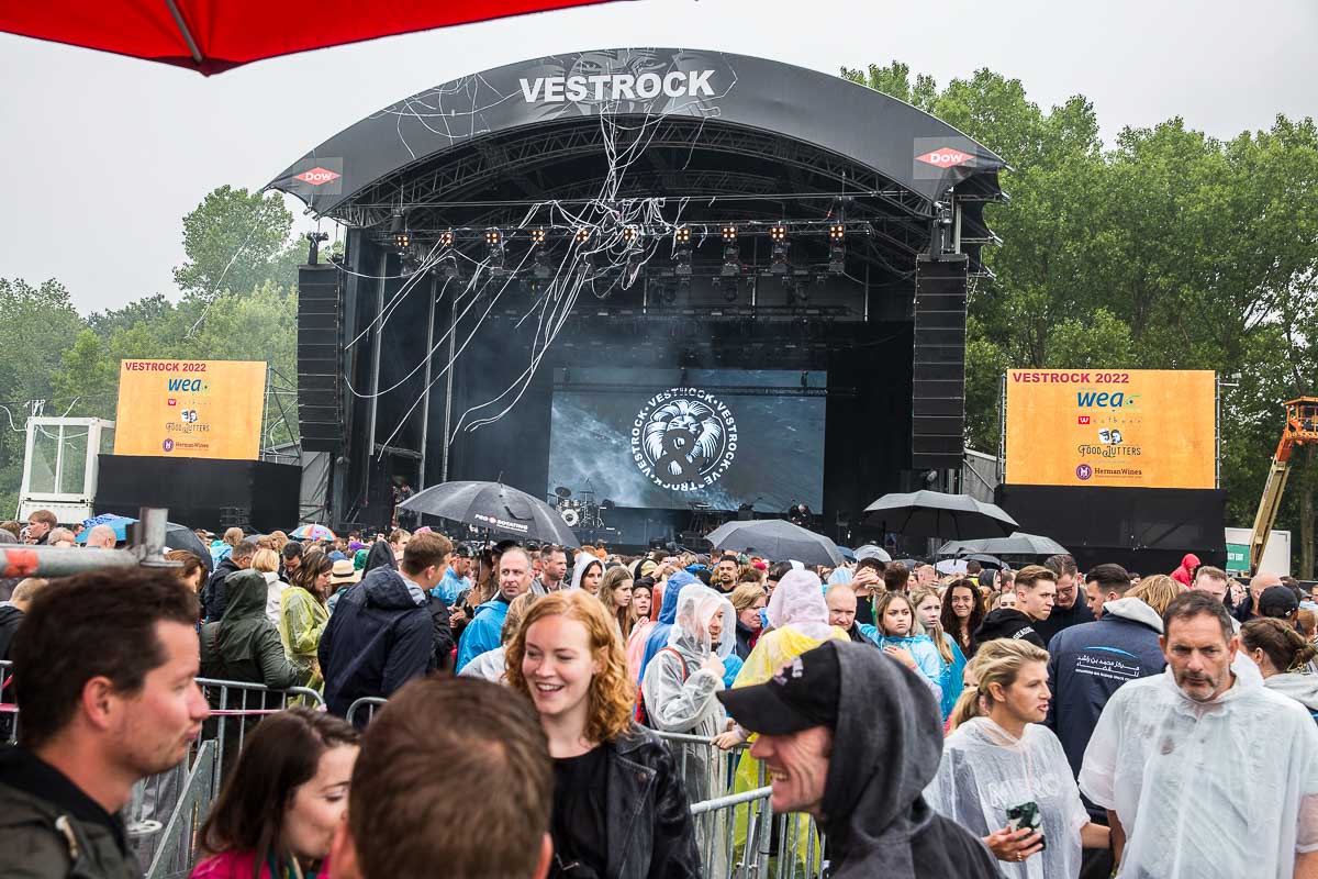 Sfeer @ Vestrock 2022, picture 20, photographed by Marc Verdonck - FrontView Magazine