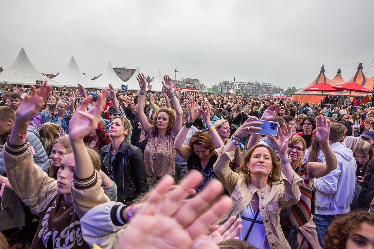 Sfeer @ Vestrock 2022, picture 30, photographed by Marc Verdonck - FrontView Magazine