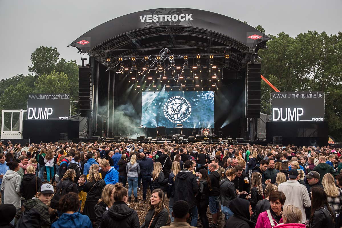 Sfeer @ Vestrock 2022, picture 37, photographed by Marc Verdonck - FrontView Magazine