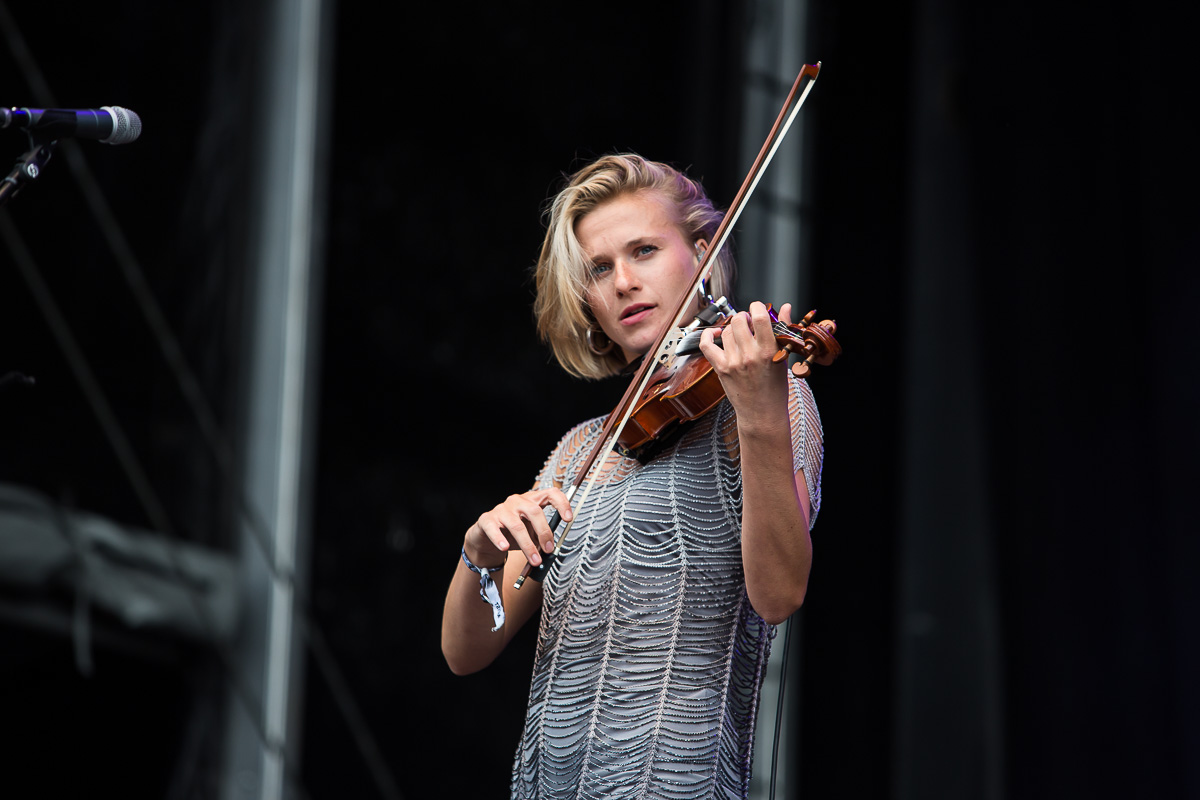 Son Mieux @ Vestrock 2022, picture 8, photographed by Marc Verdonck - FrontView Magazine