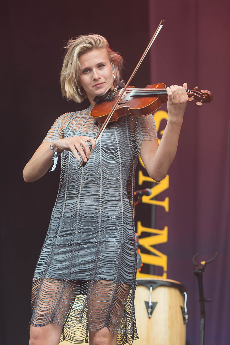 Son Mieux @ Vestrock 2022, picture 12, photographed by Marc Verdonck - FrontView Magazine