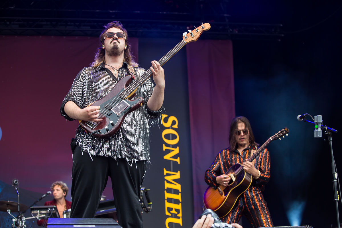 Son Mieux @ Vestrock 2022, picture 16, photographed by Marc Verdonck - FrontView Magazine