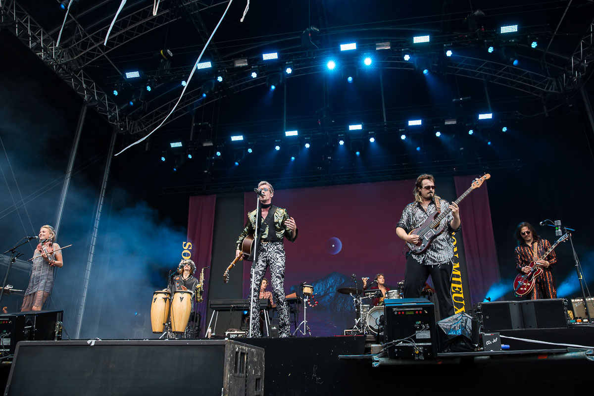Son Mieux @ Vestrock 2022, picture 18, photographed by Marc Verdonck - FrontView Magazine