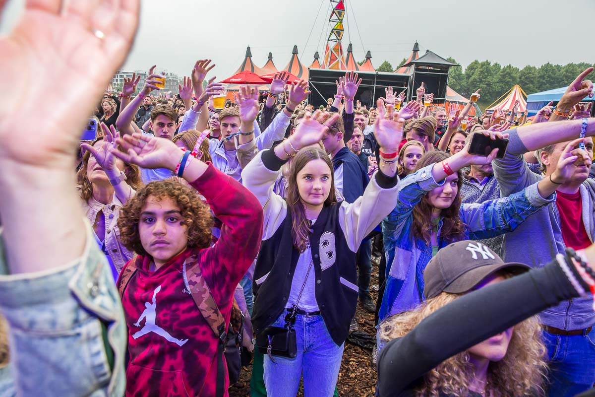 Son Mieux @ Vestrock 2022, picture 20, photographed by Marc Verdonck - FrontView Magazine