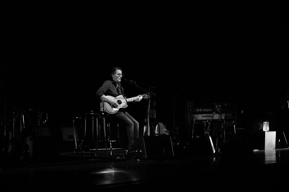 Francis Cabrel - Trobador Tour @ Colisée Roubaix, foto 3, foto's door FrontView Magazine